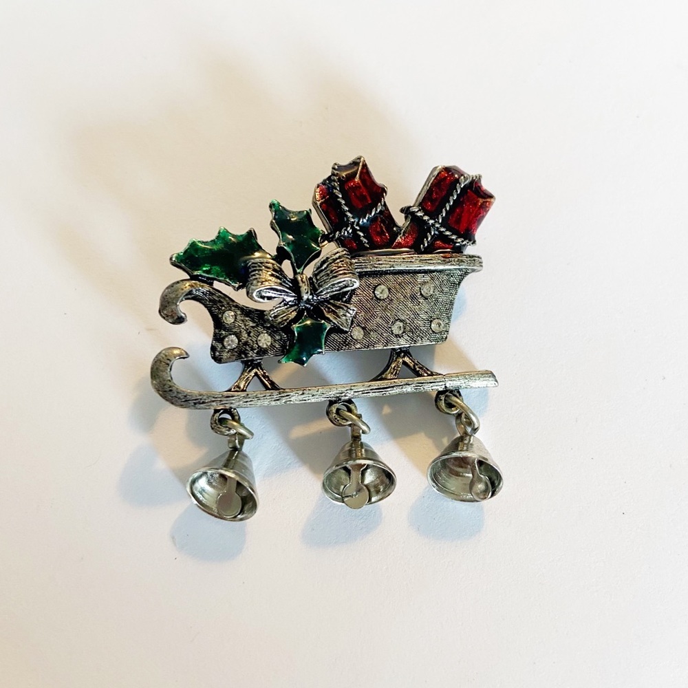 Vintage Christmas sleigh silver enamel brooch